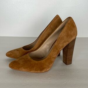 BCBGeneration Clarice Pumps Heels Shoes Size 8.5 M Tan Suede Career Pointed